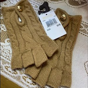 ✨✨Michael Kors Gloves